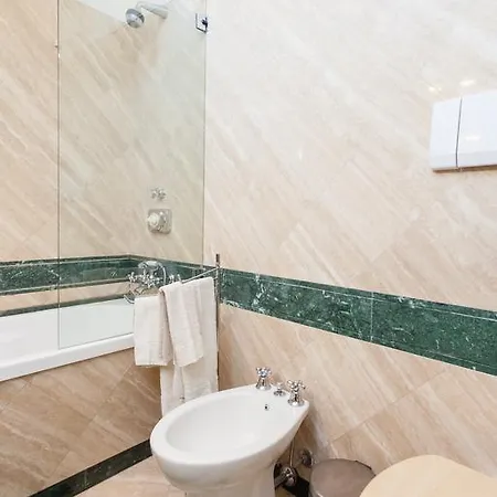 Penthouse Navona