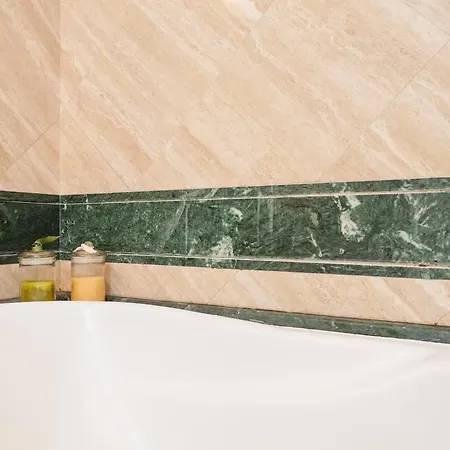 Penthouse Navona *